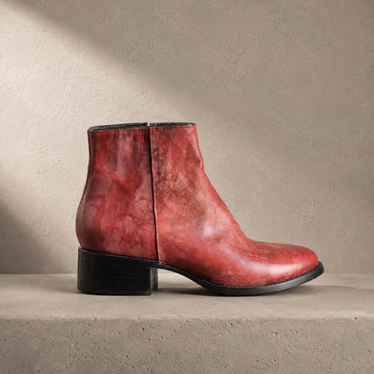 Sencillo Short Red Goodyear welted boot view