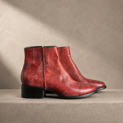 Sencillo Short Red red leather boot pair view