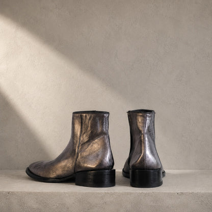 Sencillo Short Silver leather boot profile