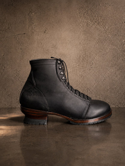 Logger Short Black handmade leather boot product photo
